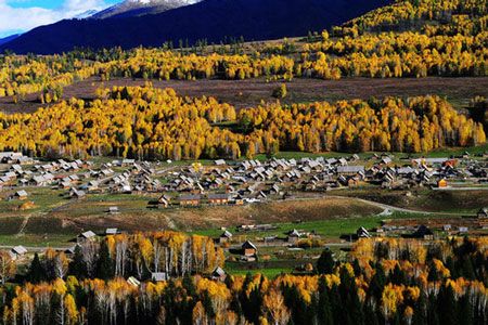 九月傳奇4：賽湖、魔鬼城、喀納斯、白哈巴、禾木、可可托海、胡楊純玩9日